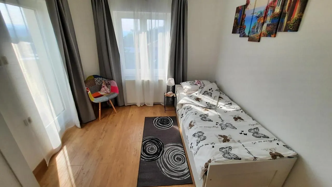 Apartman Ela Donji Rukavac 0*,